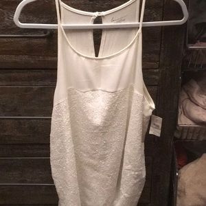 Lane Bryant white sequin front size 18/20.